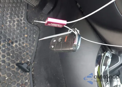 2018 Jeep Compass Altitude 4X4 из США, поврежденный, VIN 3C4NJDBB1JT402381